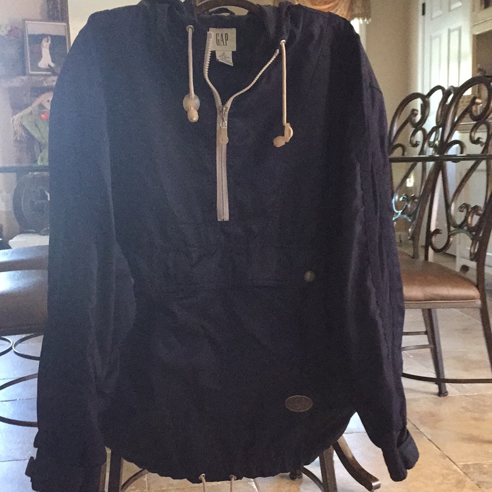 Gap 1/2 Zipper windbreaker pullover with hood